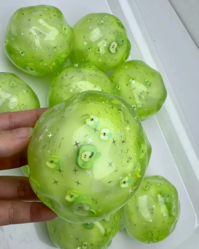 Apple Cracking Ball Stress Ball Squishy Stress Relief Fidget Toy — photo 4