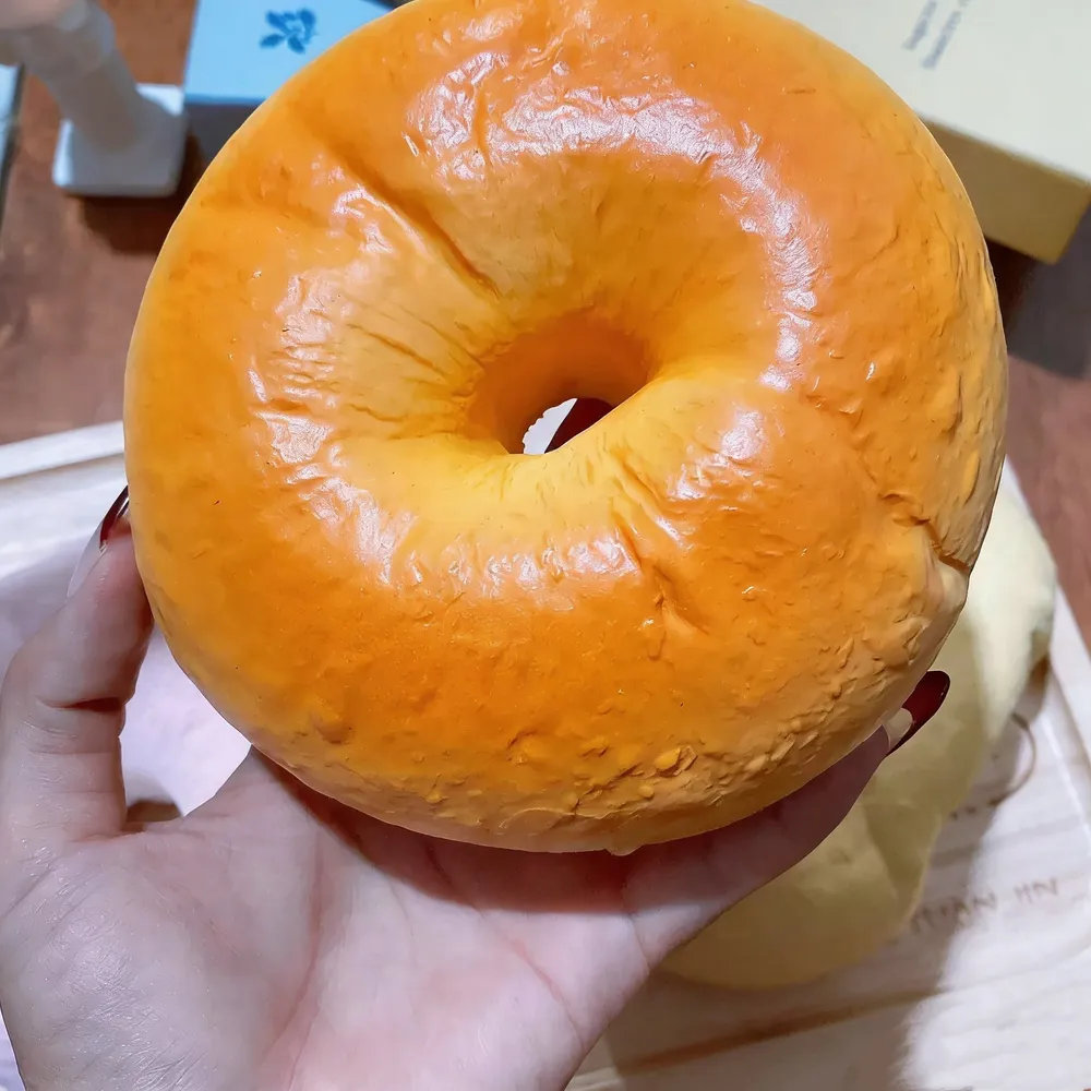 Bagel Slow Rising Squishy Stress Relief Decompression Toy — photo 2