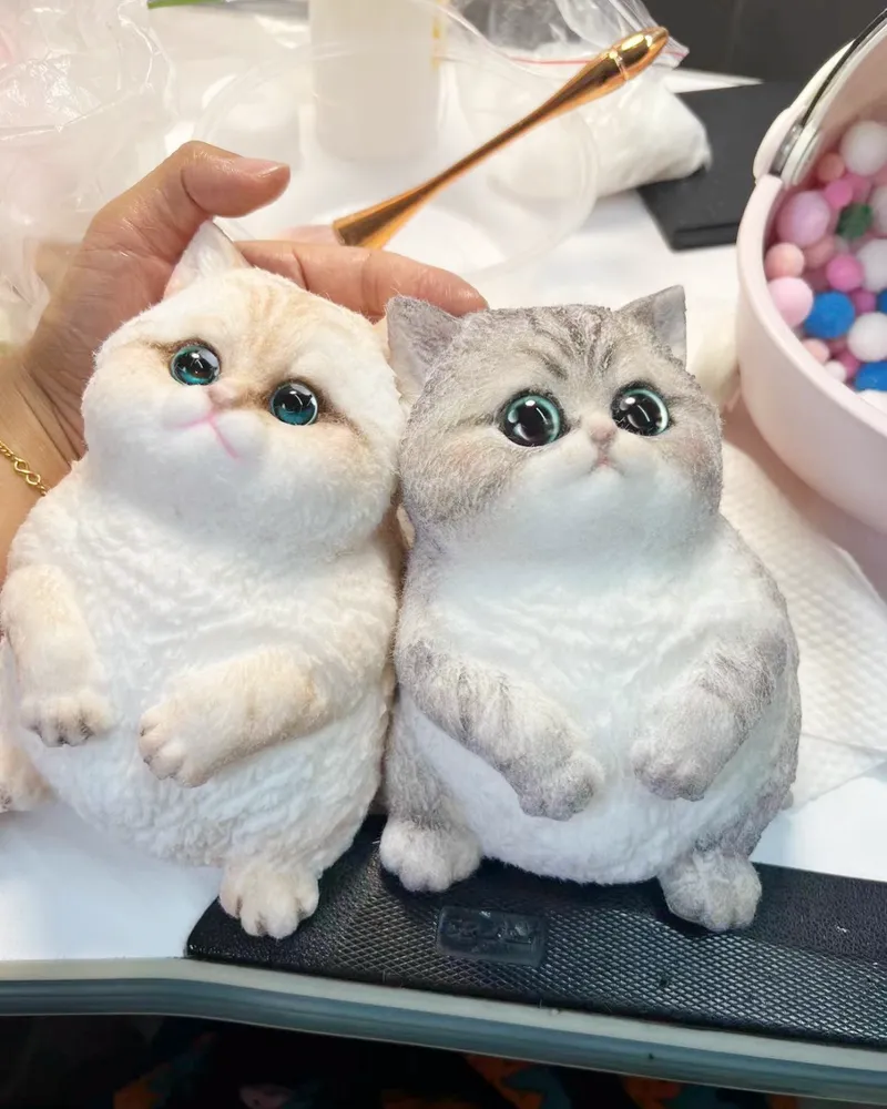 Big Kitty Squishy Stress Relief Toy with a Storage Cart — photo 4