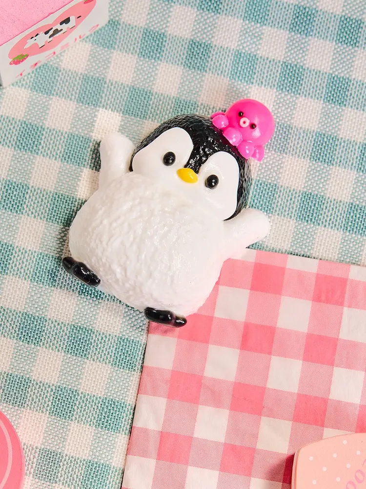 Black Penguin Taba Squishy — photo 3
