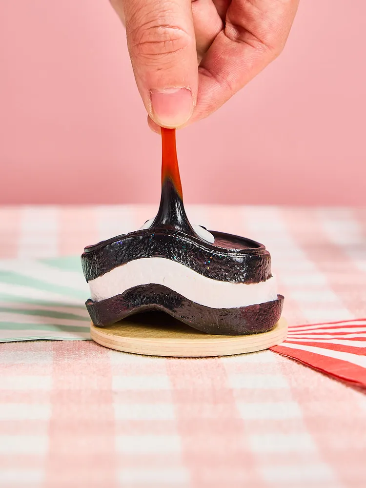 Black-white Sandwich Cookie Taba Squishy — photo 4