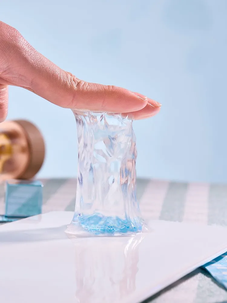 Blingbling Blue Ice Cube Taba Squishy — photo 3