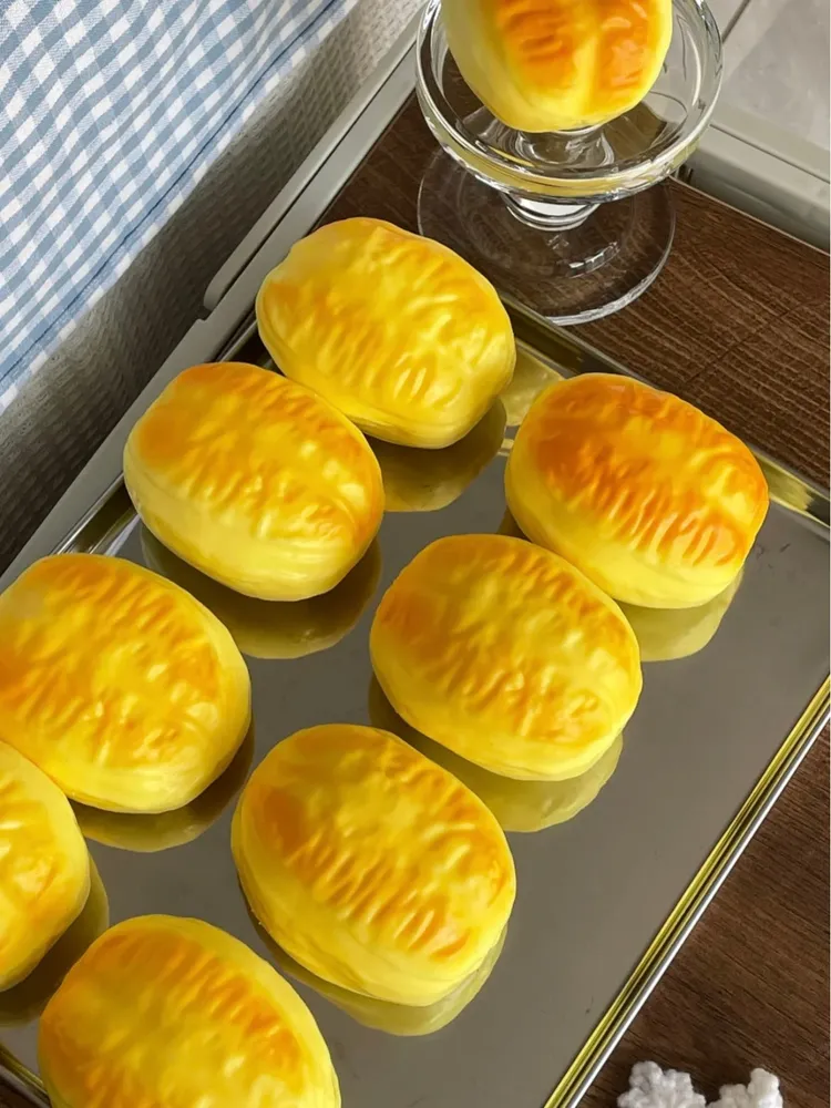 Bread Stress Ball Squishy Stress Relief Decompression Toy — photo 2