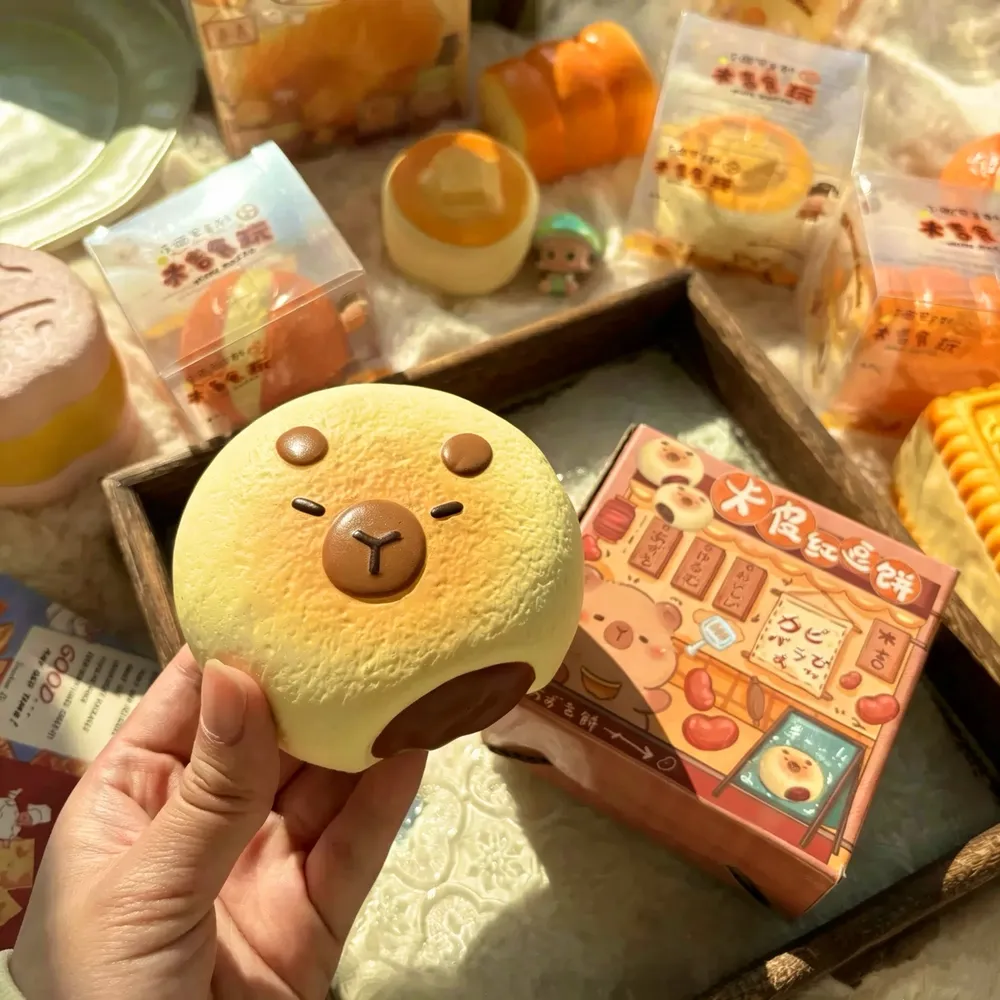 Capybara Collection Slow Rising Squishy Stress Relief Decompression Toy — photo 3