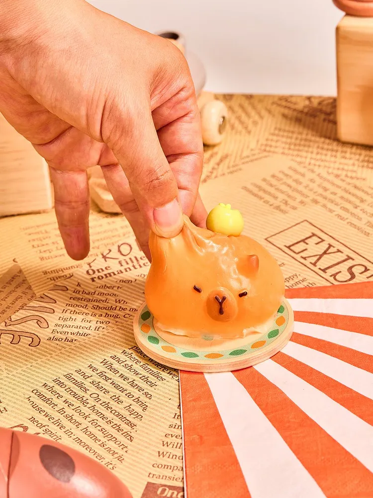 Capybara Taba Squishy — photo 2