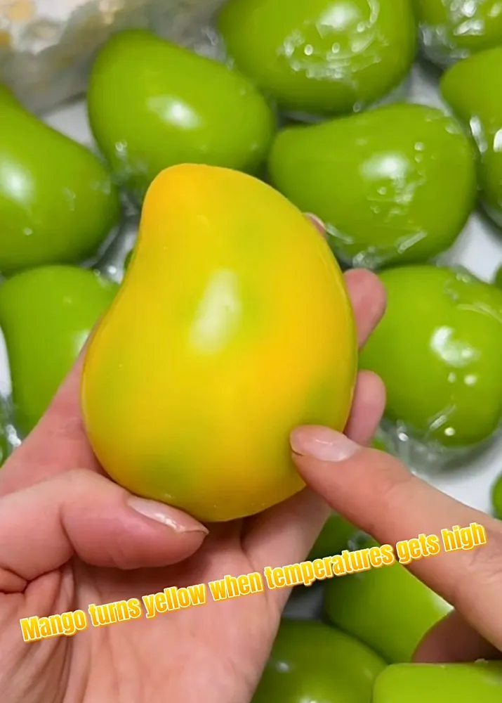 Color Changing Mango Stress Ball Squishy Stress Relief Decompression Toy — photo 5