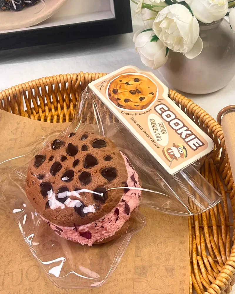Cookie Squishy Stress Relief Decompression Toy — photo 4