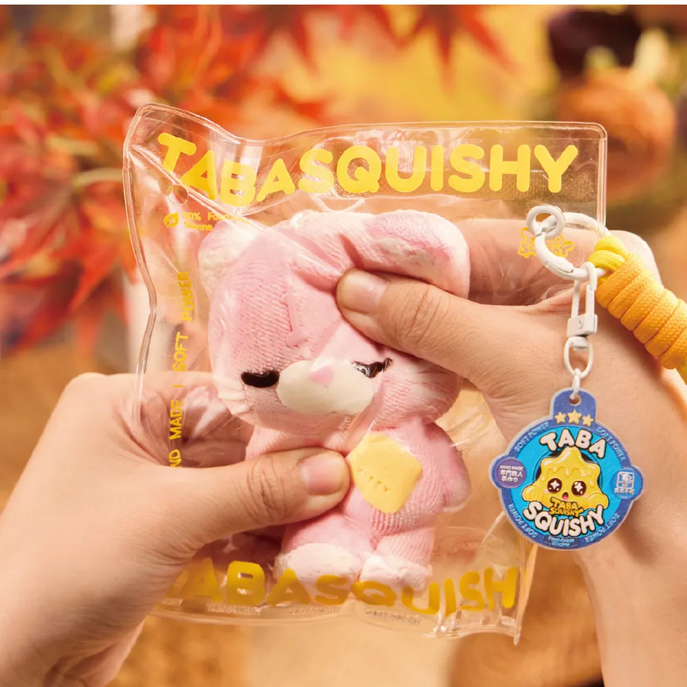 Cozy Knit Blush Kitty Taba Squishy — photo 4
