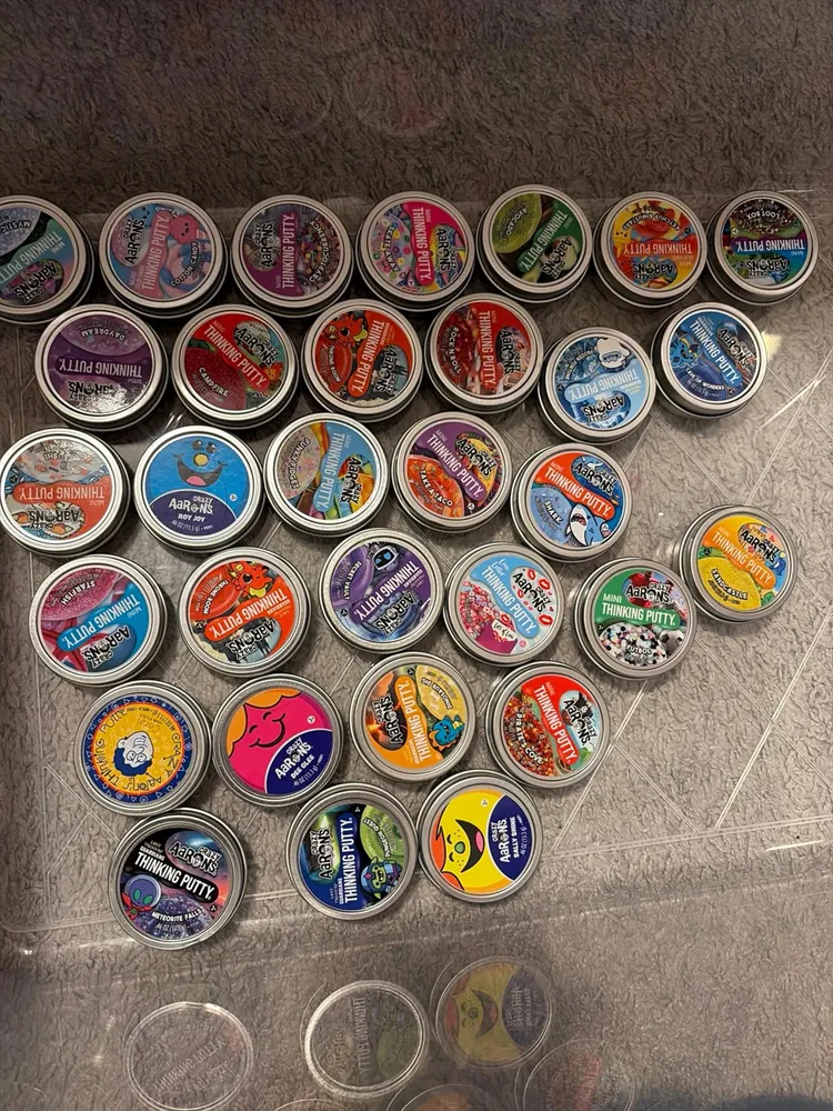 Crazy Aaron's Thinking Putty Lot of 31 Tins
