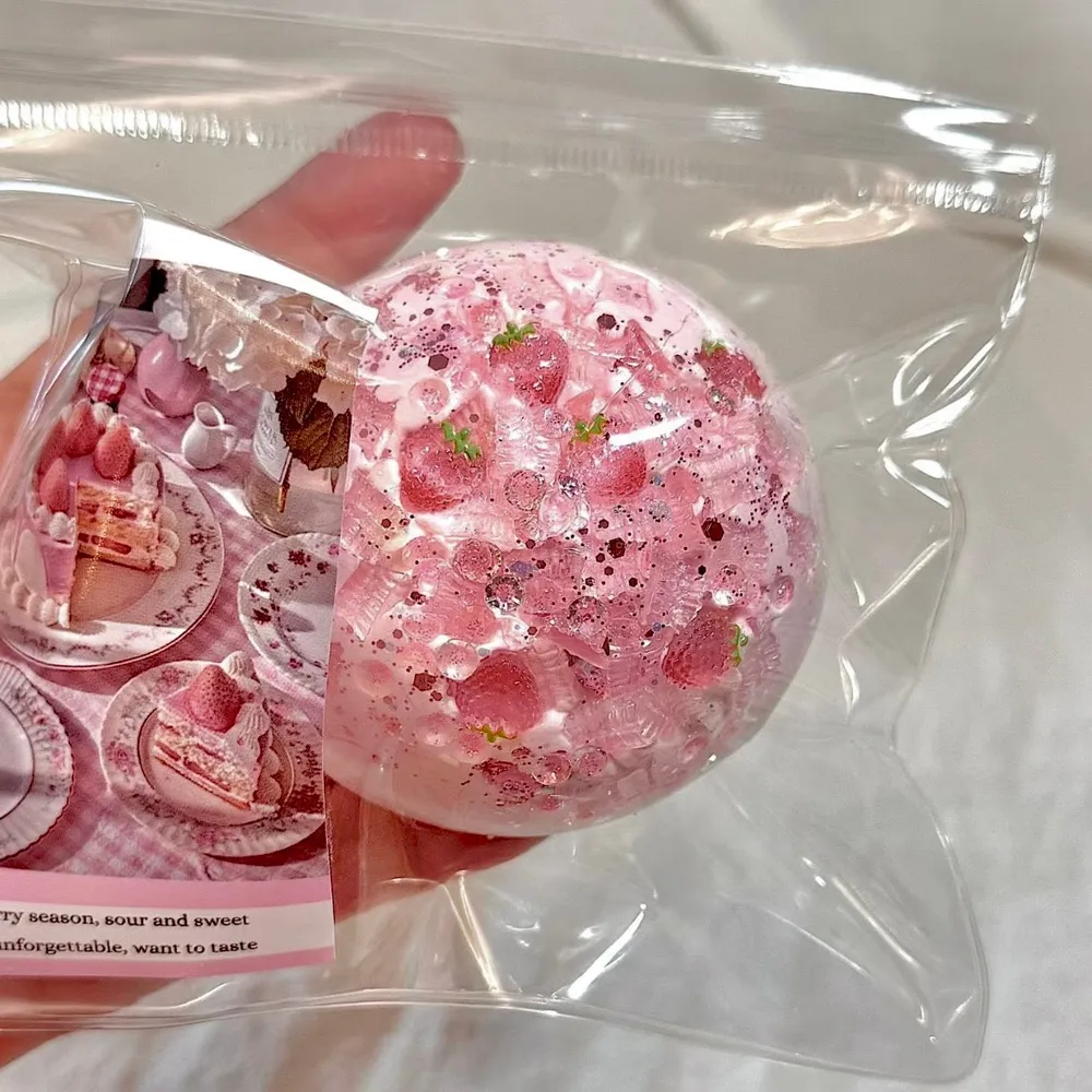 Crunchy Floral Stress Ball Squishy Snow — photo 2