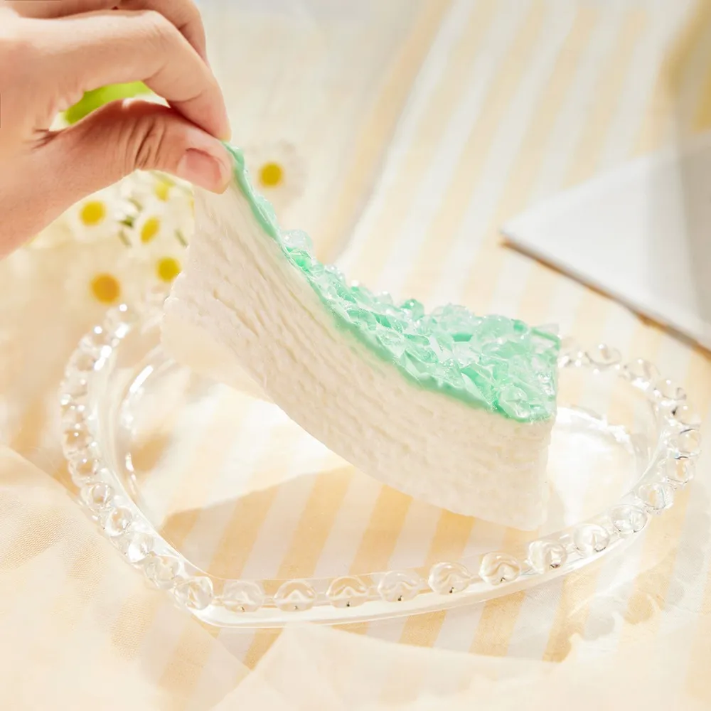 Crunchy Mint Ice Crystal Cake TABA Squishy — photo 4