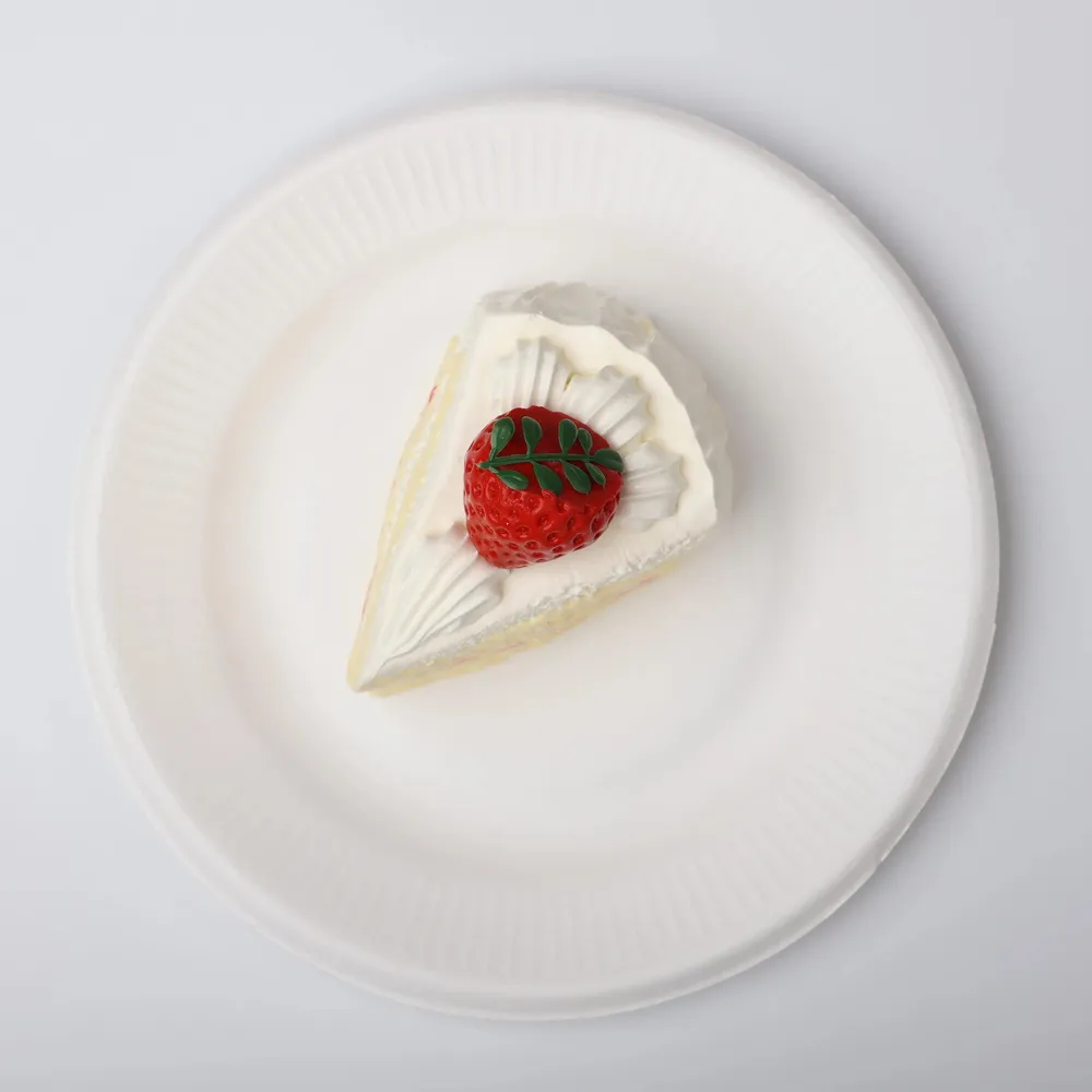 【CT069】Strawberry Creamy Slice Cake Squishy Toy — photo 4
