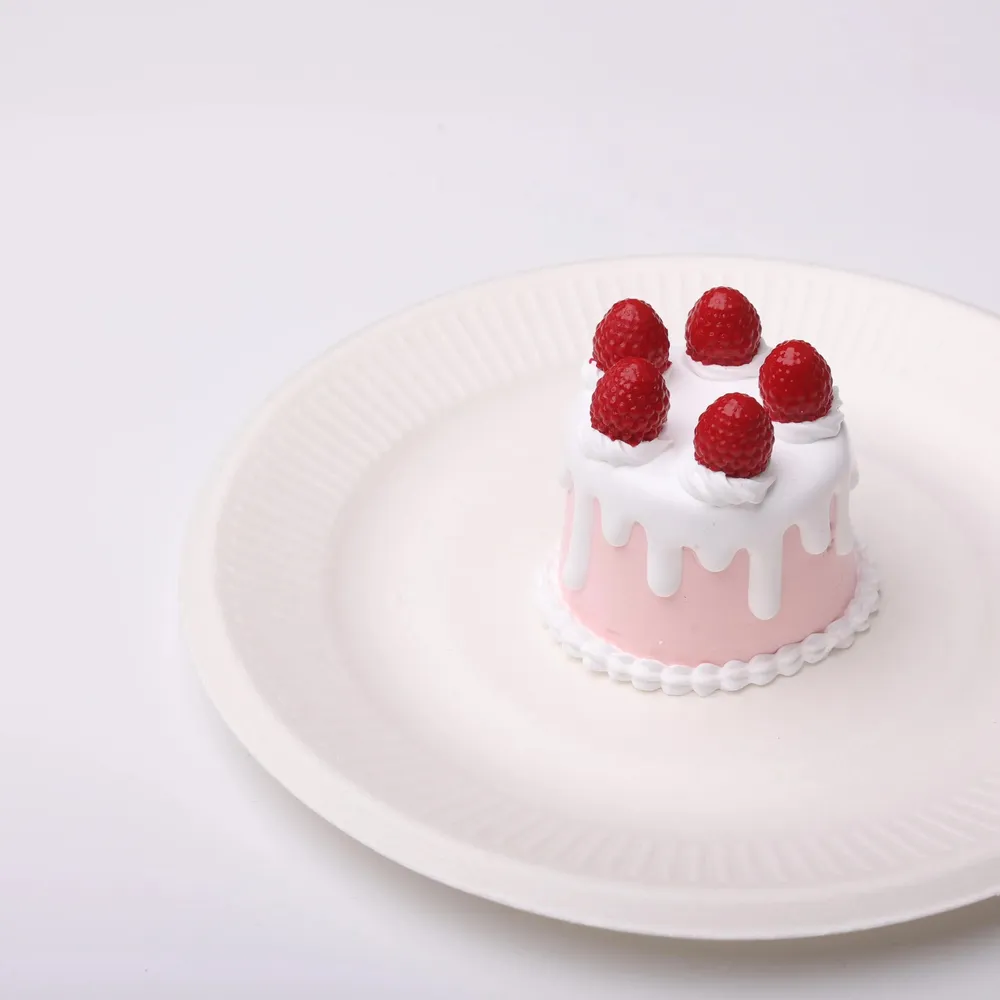 【CT103】White & Pink Strawberry Mini Cake Squishy Toy — photo 4