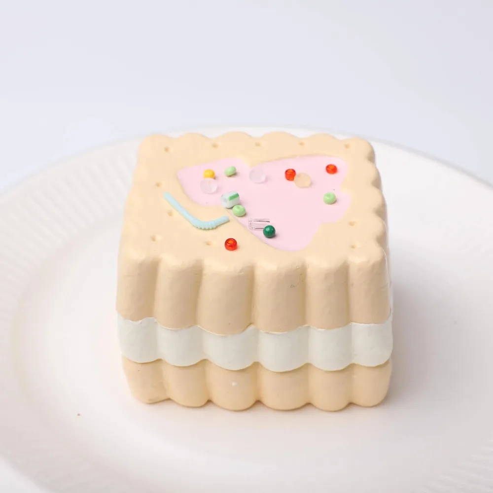【CT137】Christmas Tree Hollow Cookies Squishy Toy — photo 4