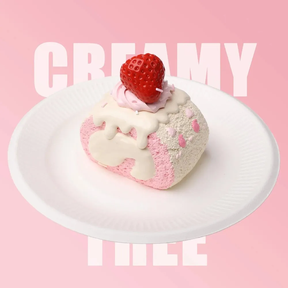 【CT151】Strawberry Swiss Roll Squishy Toy