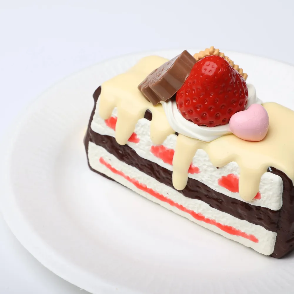 【CT162】Strawberry Chocolate Long Cake Squishy Toy — photo 3