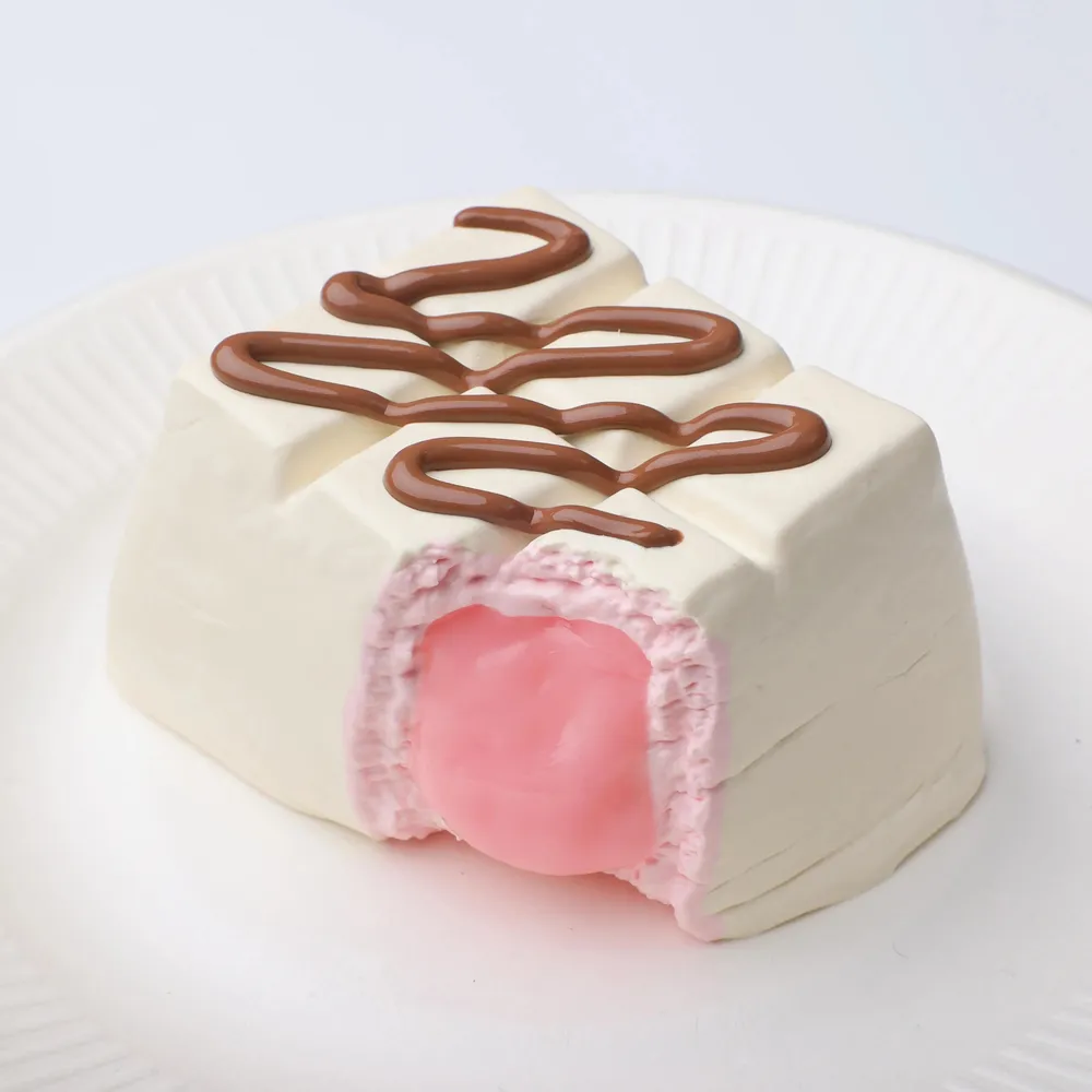 【CT176】Peach White Chocolate Squishy Toy — photo 2