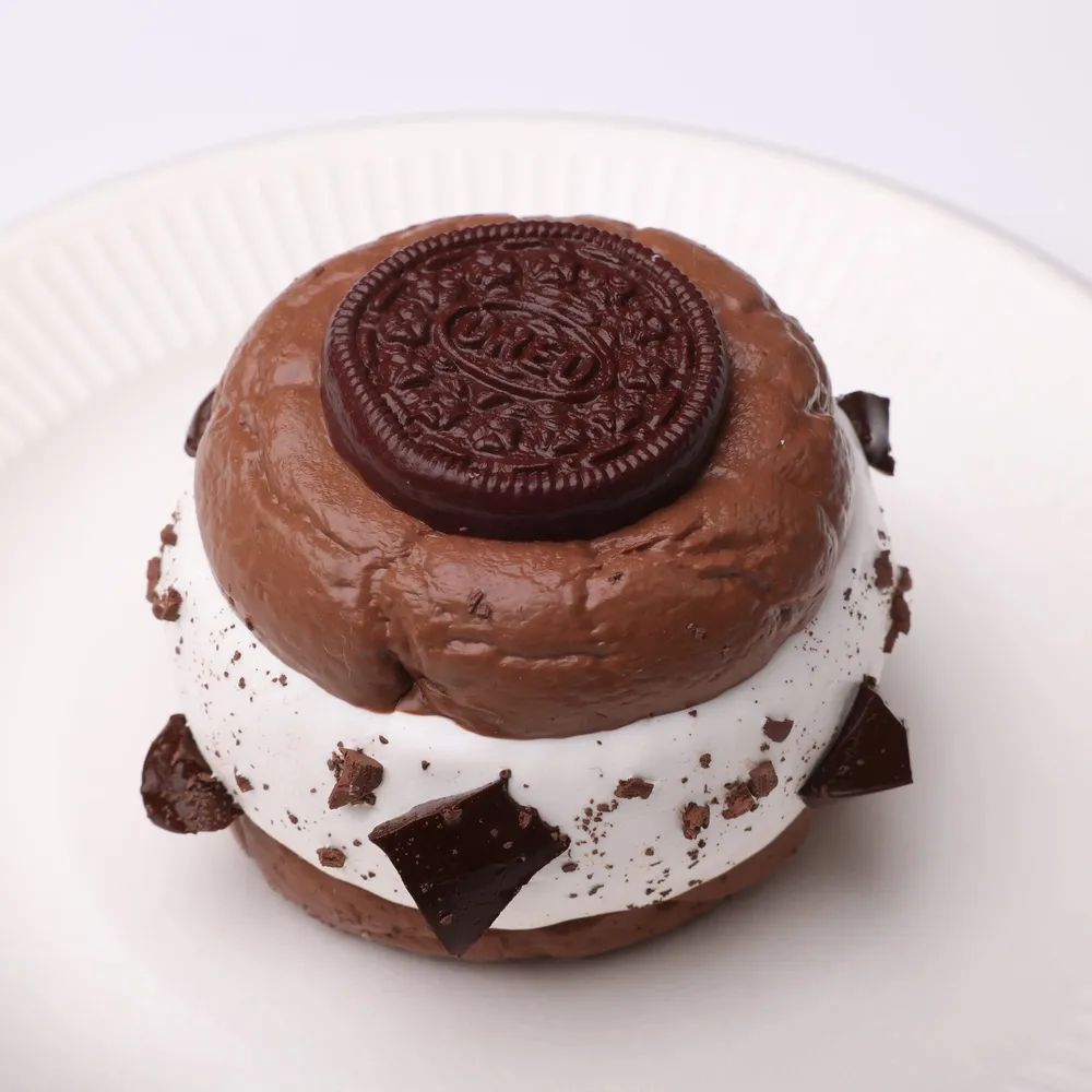 【CT194】Chocolate Cream Filled Cookies Squishy Toy — photo 4