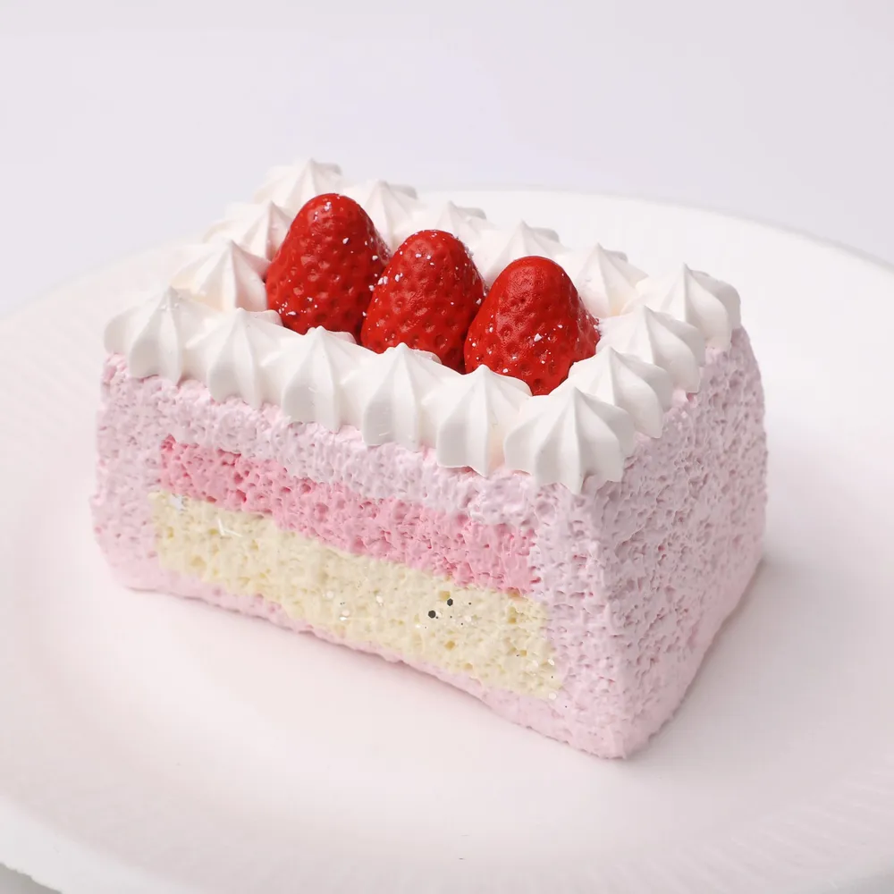 【CT201】Strawberry Square Cake Squishy Toy — photo 4