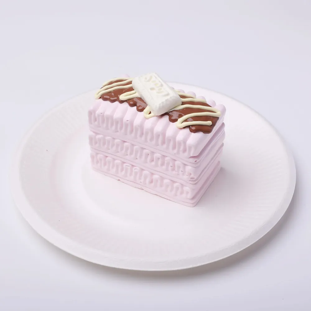 【CT228】Strawberry Chocolate Layered Ice Cream Squishy Toy — photo 2