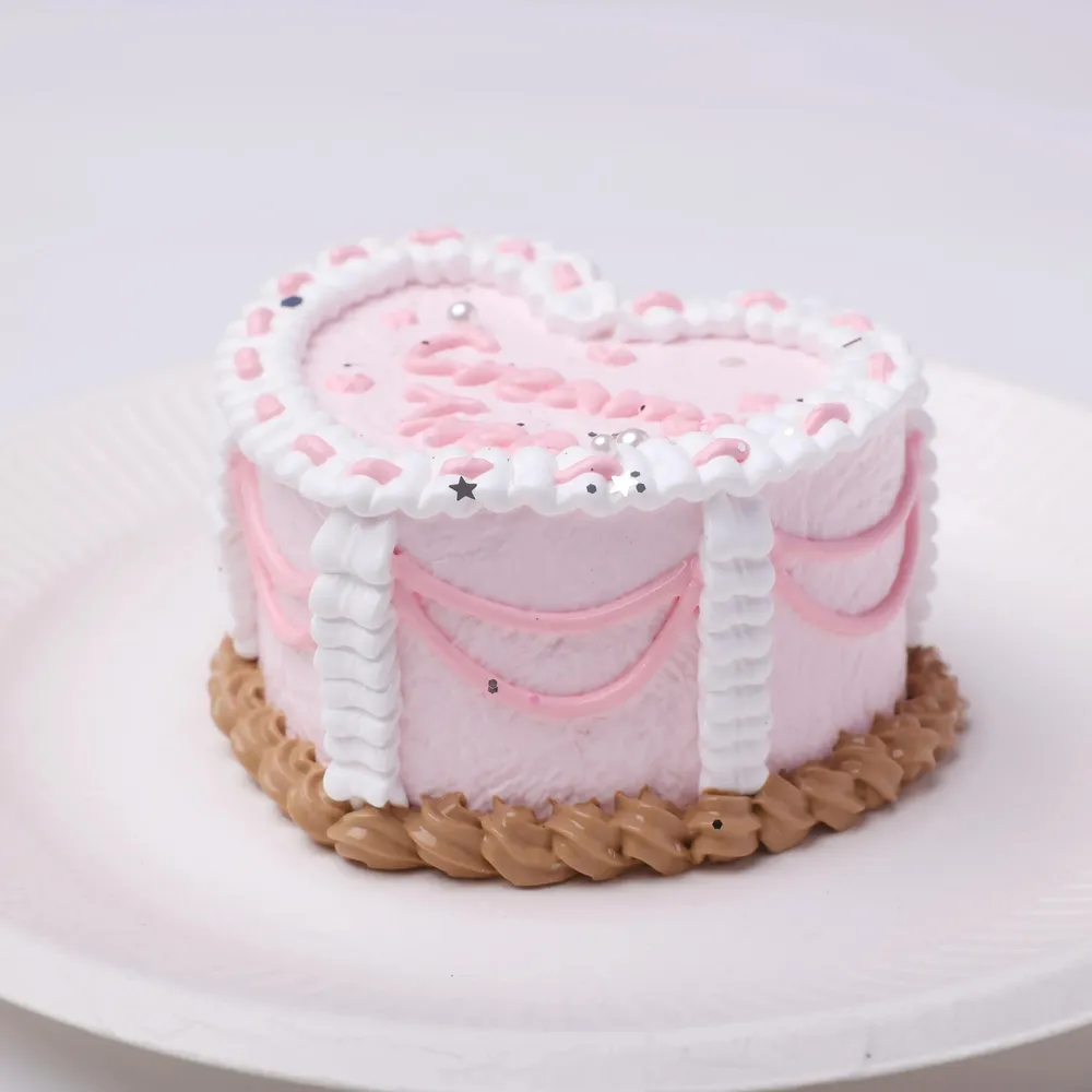 【CT235】Creamy Tree Pink Heart Piping Cake Squishy Toy — photo 3