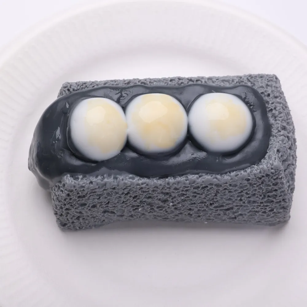 【CT247】Black Sesame Soymilk Toast Squishy Toy — photo 4