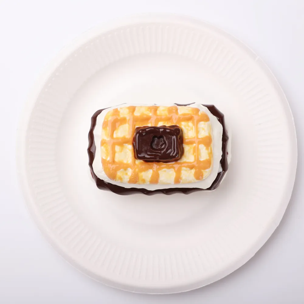 【CT286】Chocolate Filled Waffle Cookie Squishy Toy — photo 4