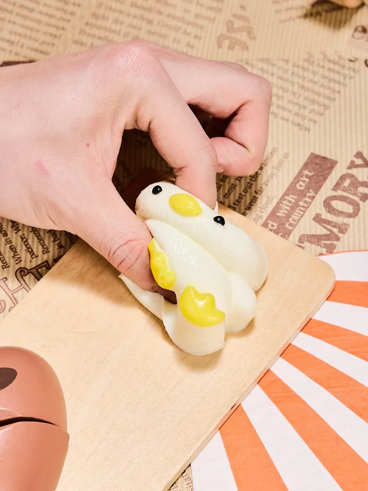 Cute White Duck Taba Squishy — photo 4