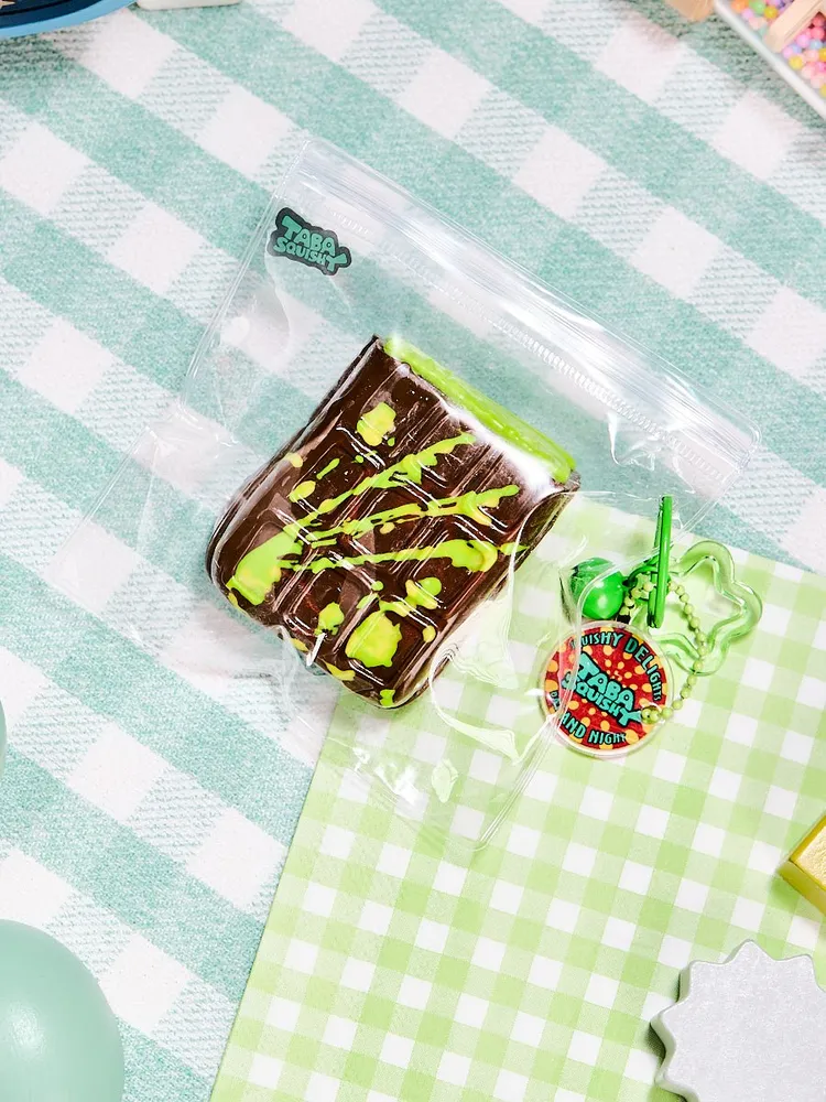 Dubai Chocolate Taba Squishy — photo 5