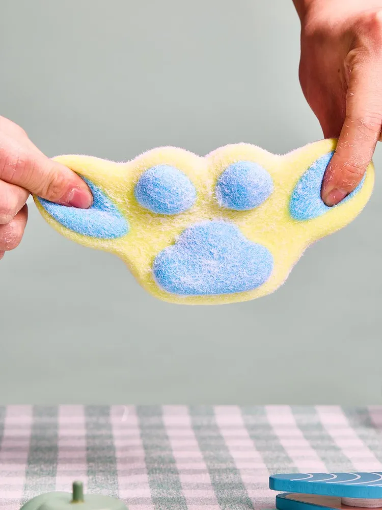 Flocked Big Paw Taba Squishy — photo 3