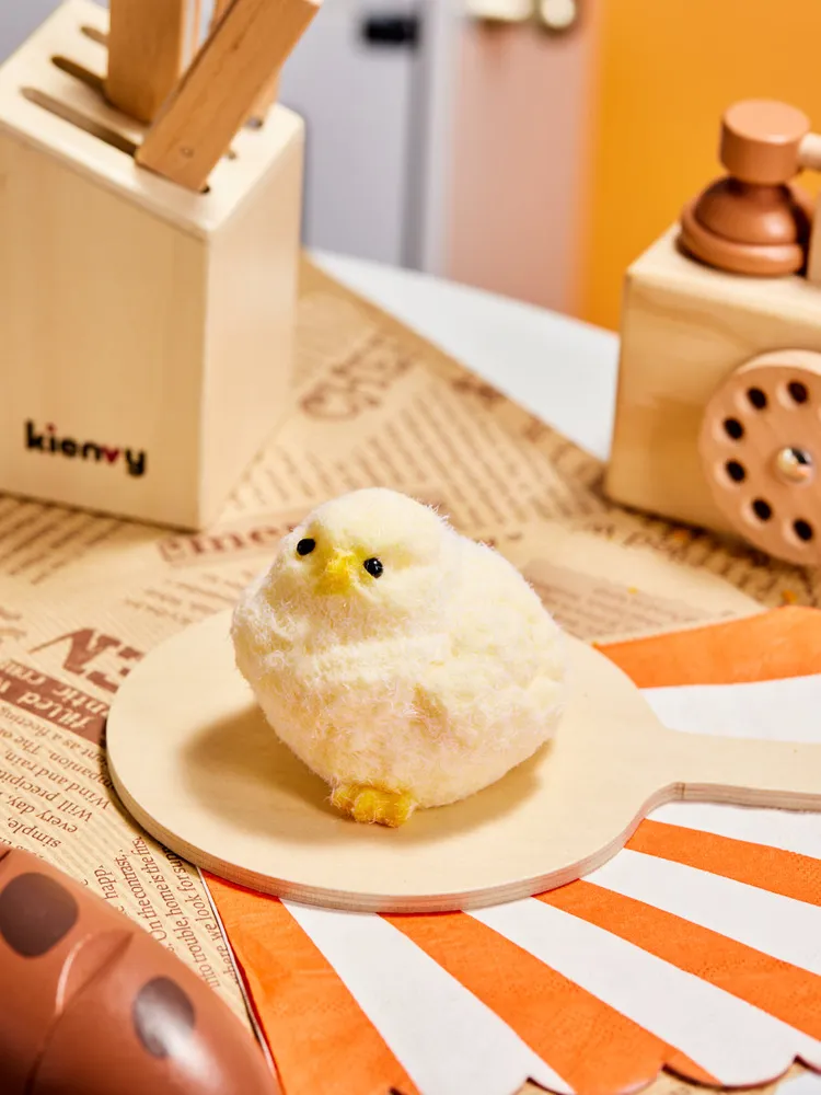 Flocked Chick Taba Squishy — photo 2