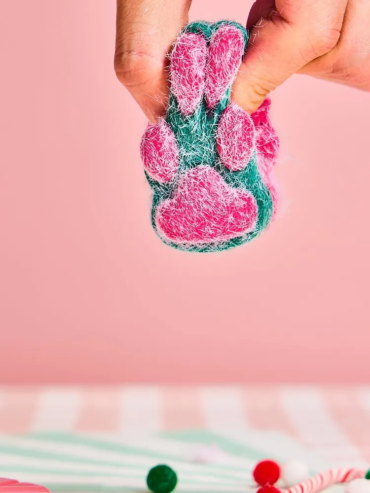 Flocked Christmas Kitten Paw Taba Squishy — photo 3