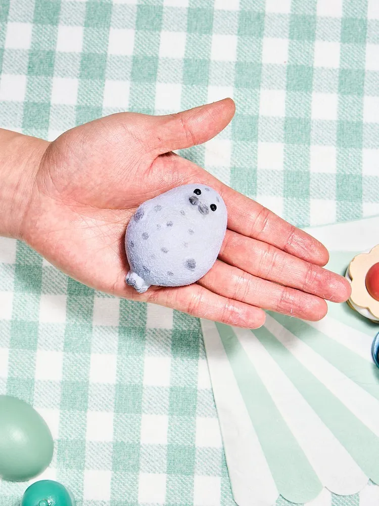 Flocked Cute Grey Seal with Dots Taba Squishy — photo 3