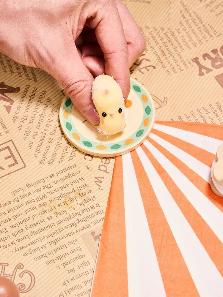 Flocked Mini Cute Chick Taba Squishy — photo 2