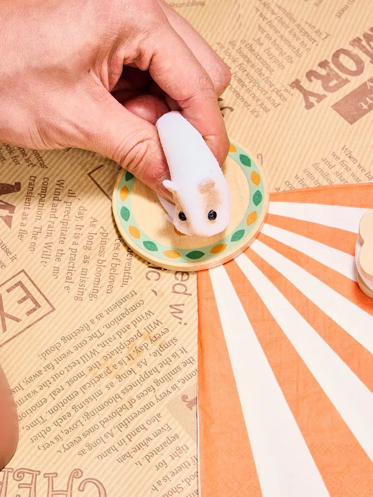 Flocked Mini Guinea Pig Taba Squishy — photo 2