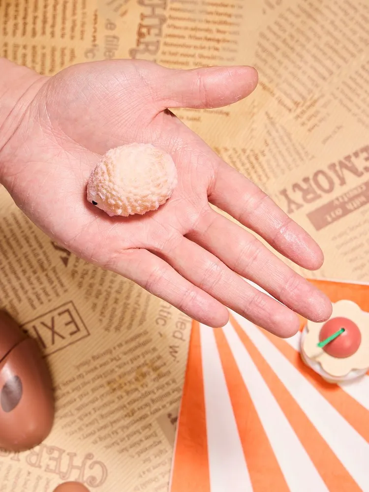 Flocked Mini Hedgehog Taba Squishy — photo 4