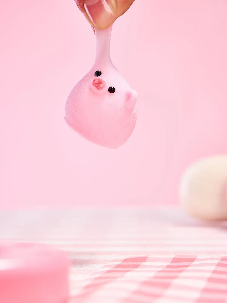Flocked Mini Pink Pig Ball Taba Squishy — photo 3