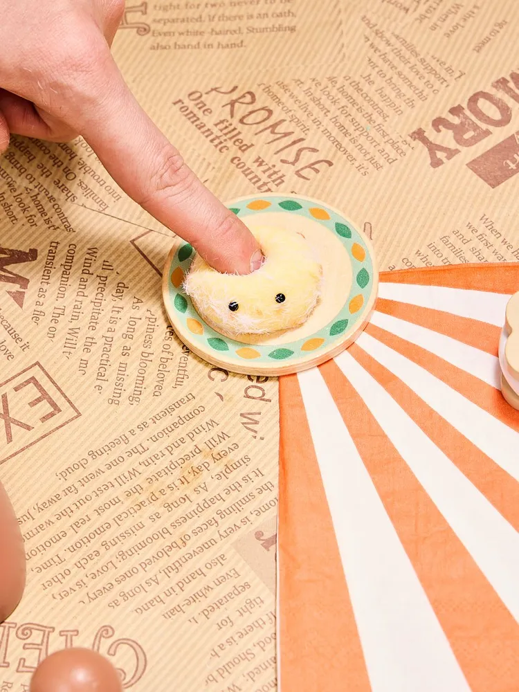 Flocked Mini Yellow Chick Taba Squishy — photo 2
