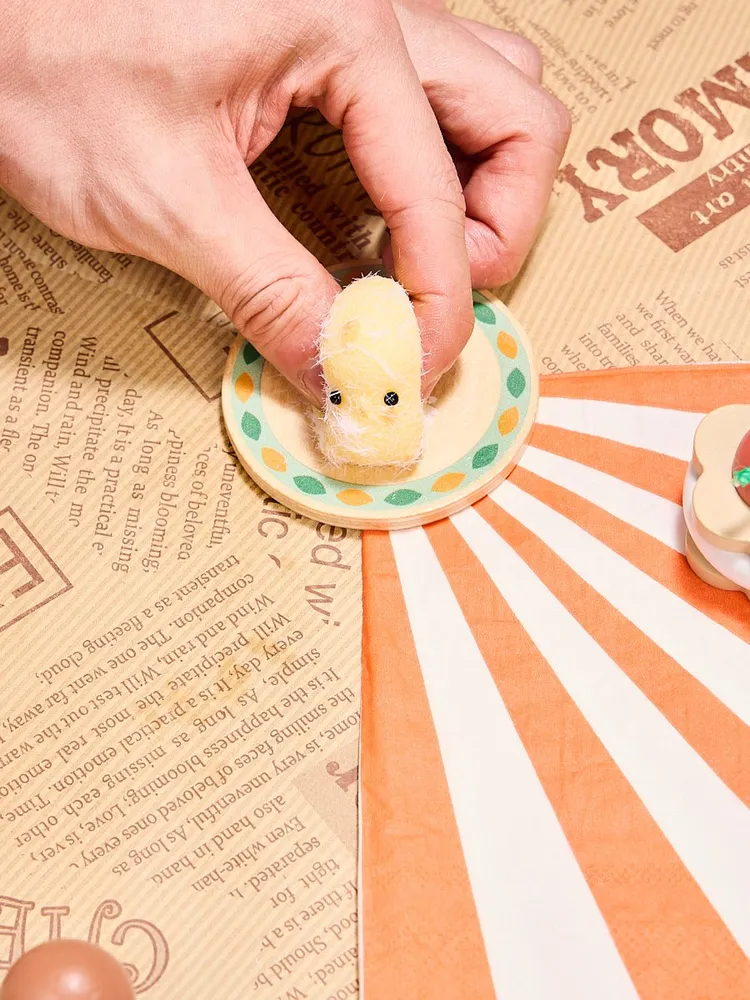 Flocked Mini Yellow Chick Taba Squishy — photo 3
