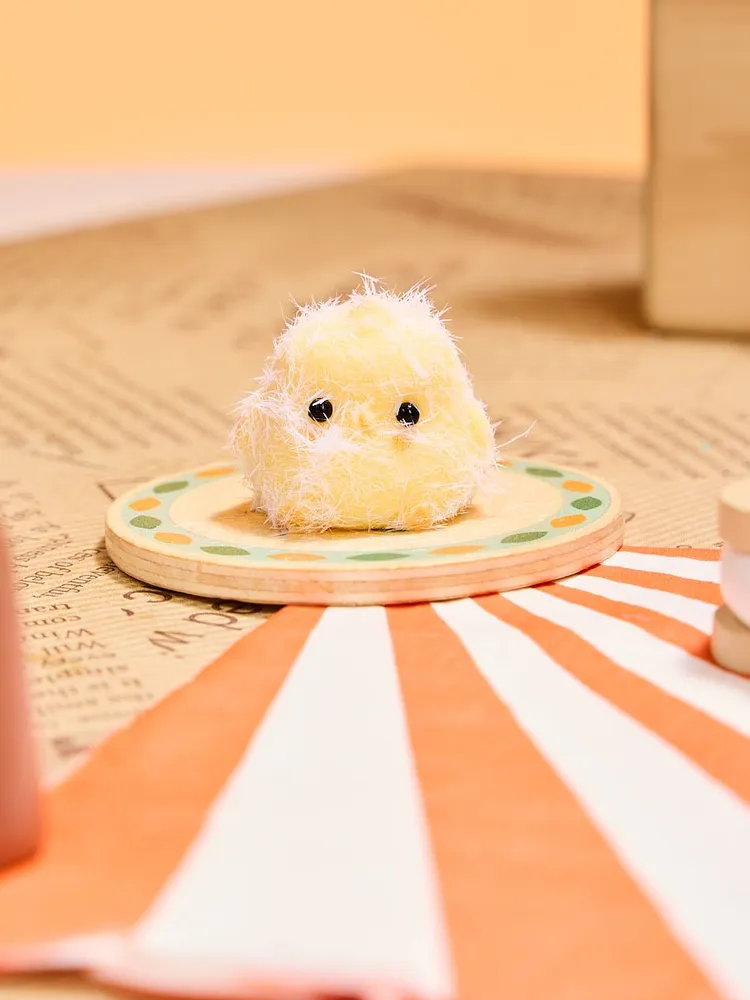 Flocked Mini Yellow Chick Taba Squishy — photo 5