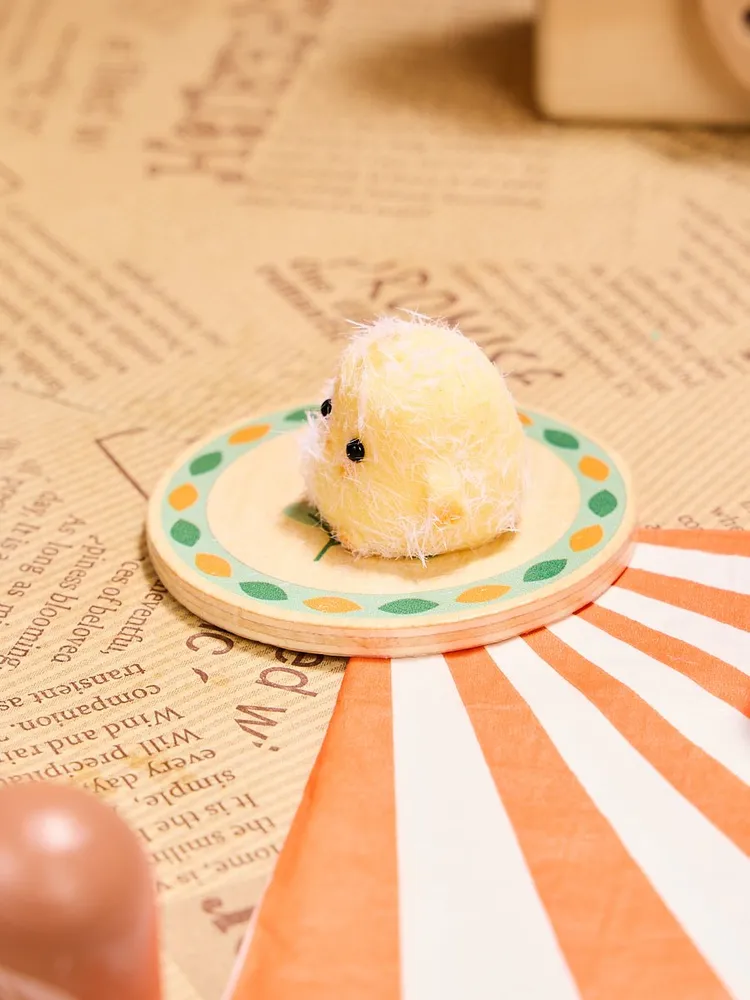Flocked Mini Yellow Chick Taba Squishy — photo 6