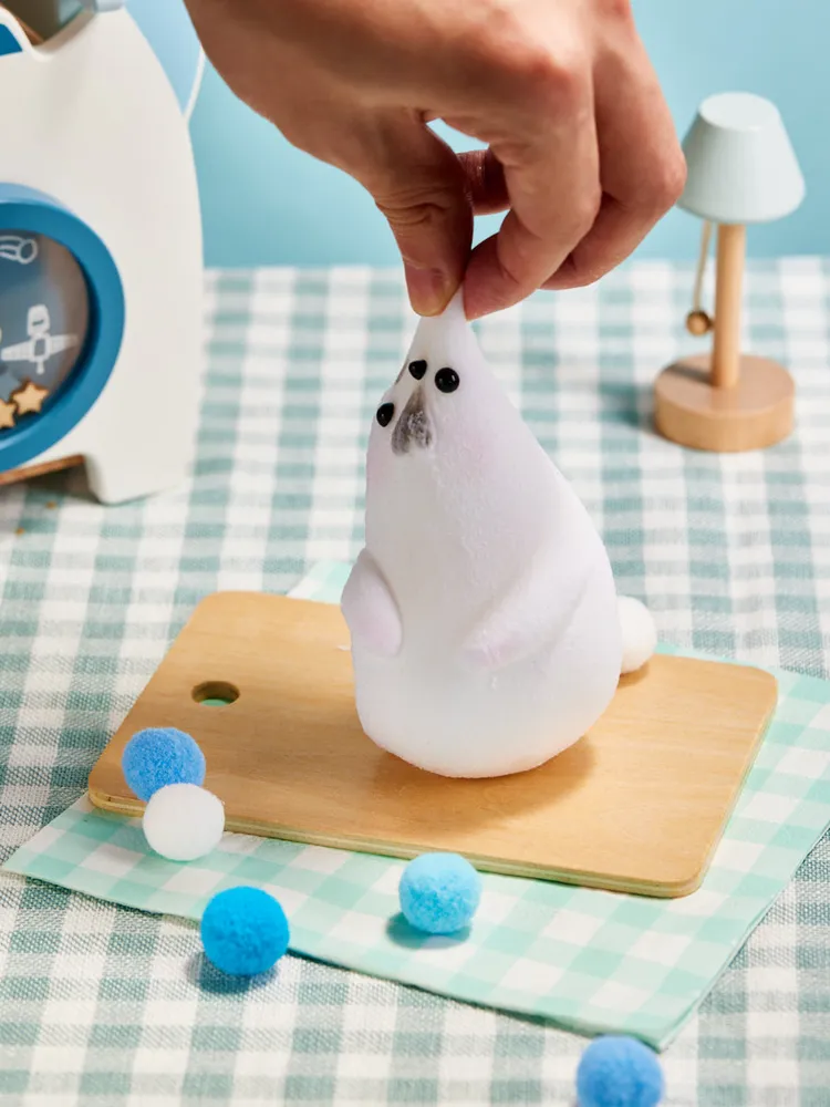 Flocked Seal Taba Squishy — photo 4