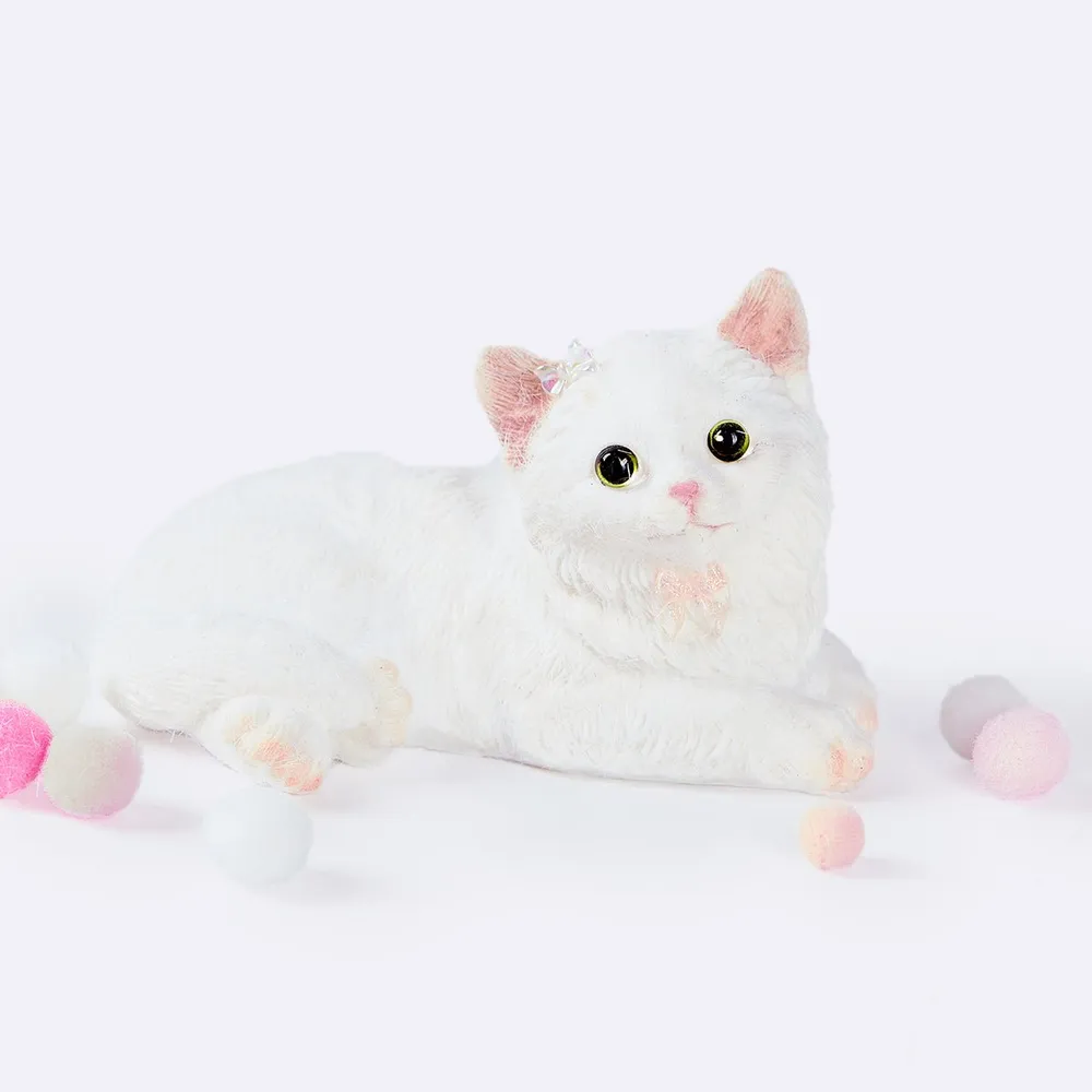Flocked White Cat Taba Squishy