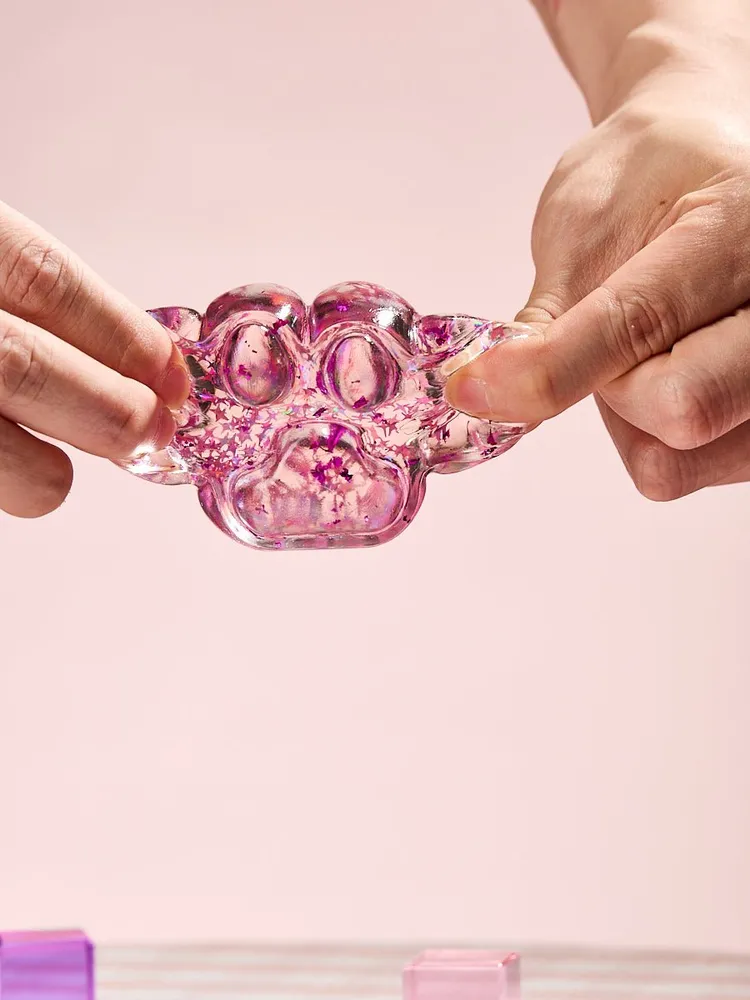 Foil Flakes Fuchsia Paw Taba Squishy — photo 3