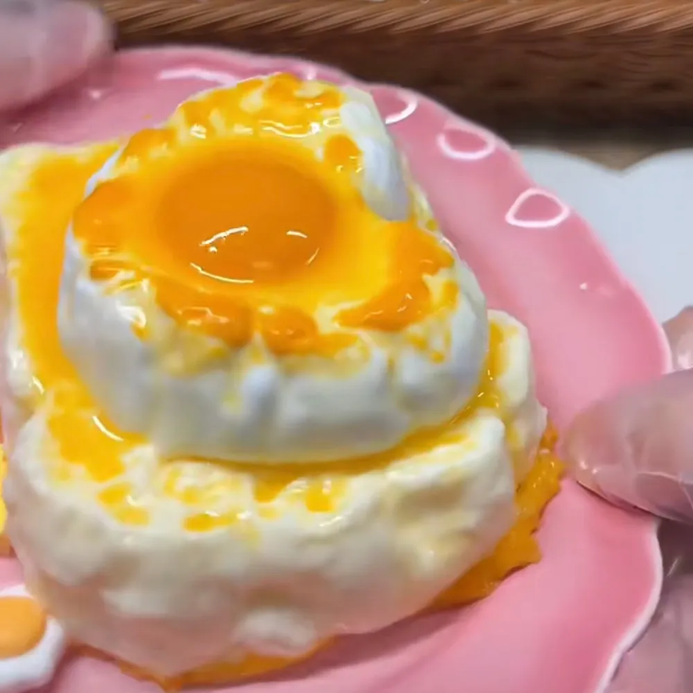 Fried Egg Toast Squishy Stress Relief Decompression Toy — photo 3