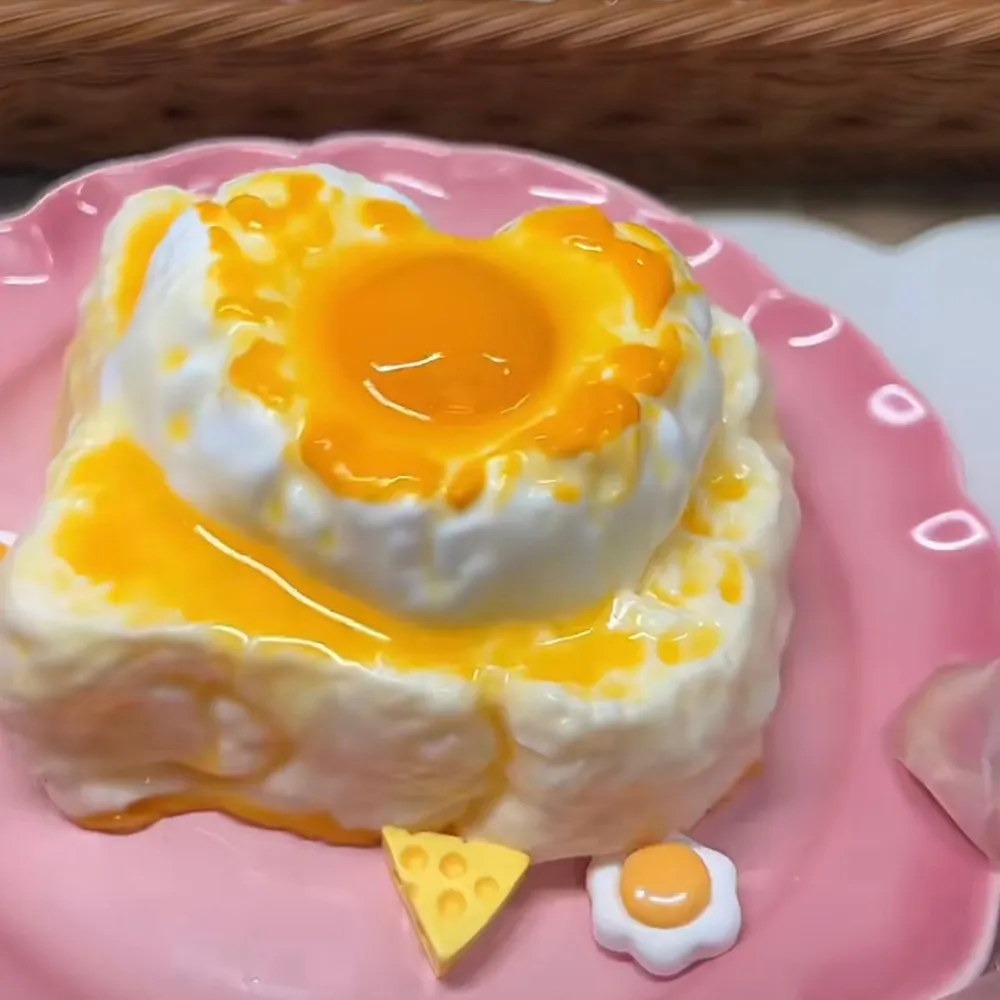 Fried Egg Toast Squishy Stress Relief Decompression Toy — photo 4