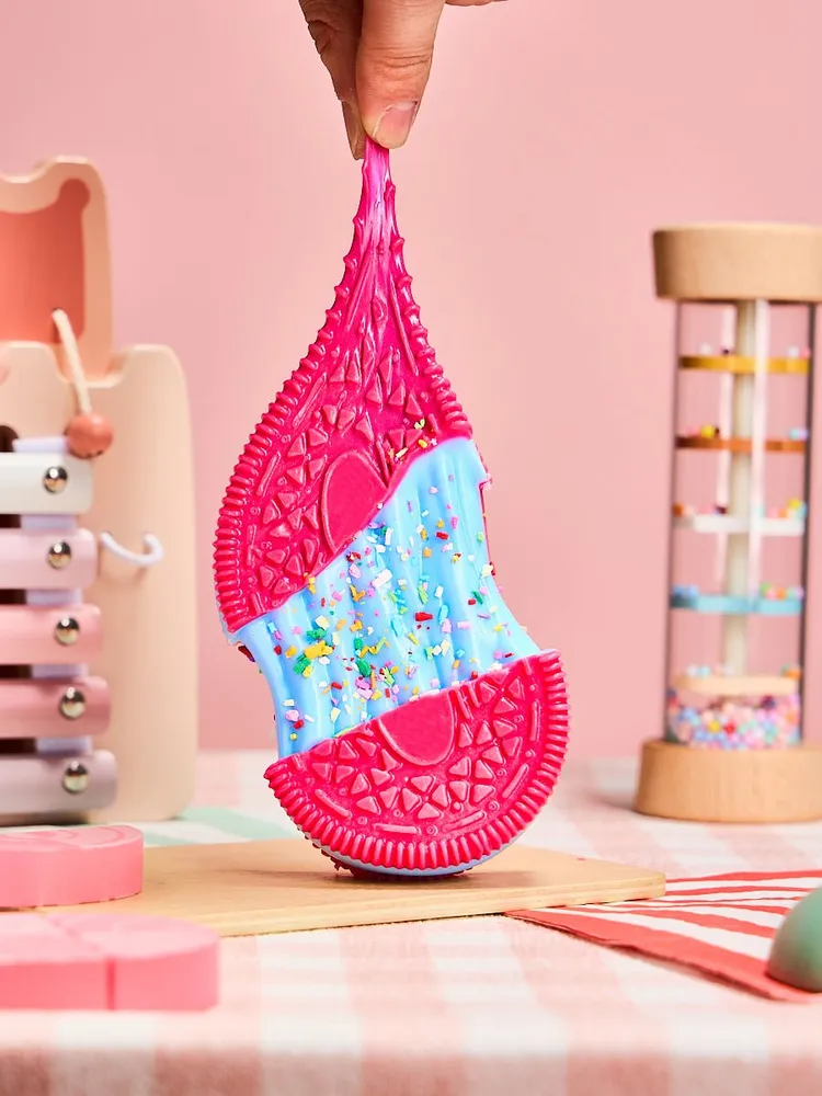 Fuchsia-blue Stretchy Cookie Sandwich Taba Squishy — photo 4