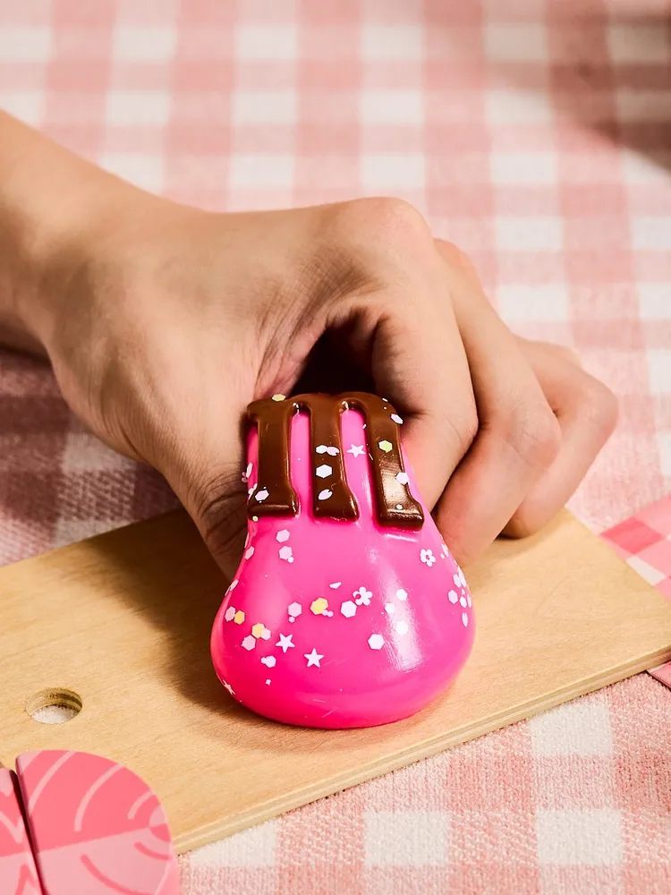 Fuchsia M&ms Taba Squishy — photo 3