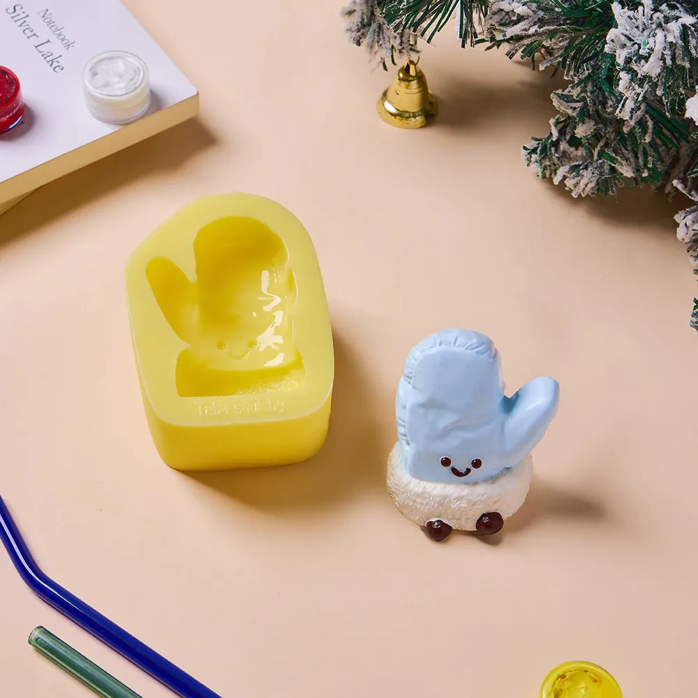 Glove Taba Squishy DIY Mold Set — photo 2
