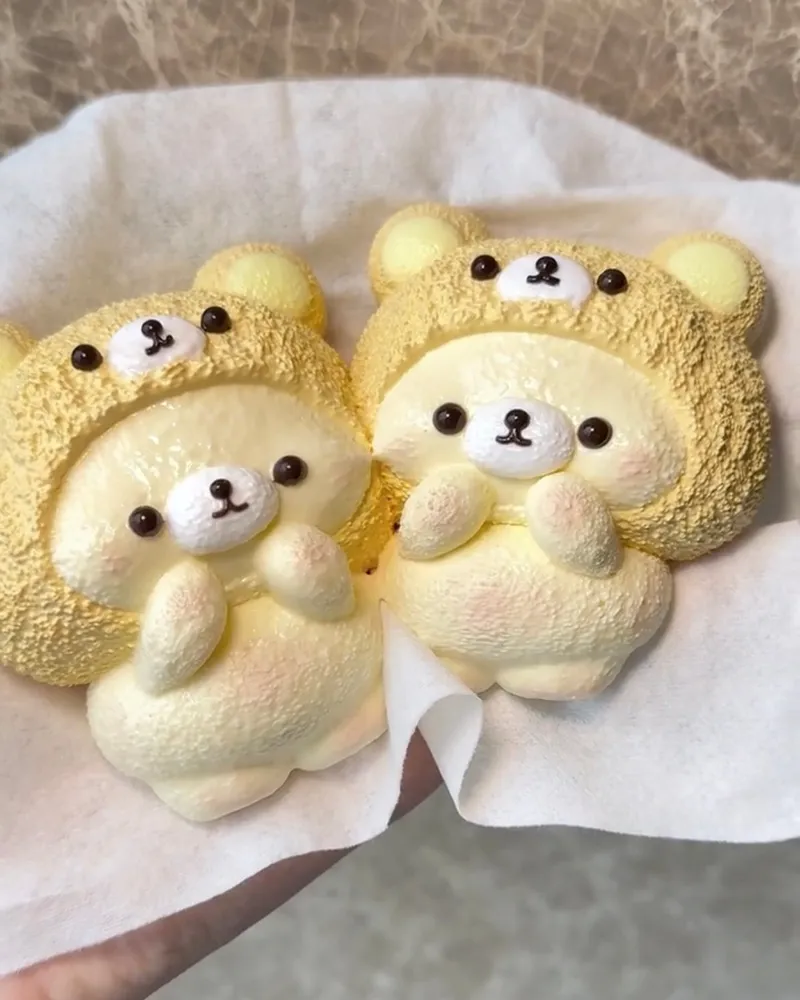 Hat Bear Squishy Stress Relief Decompression Toy — photo 2